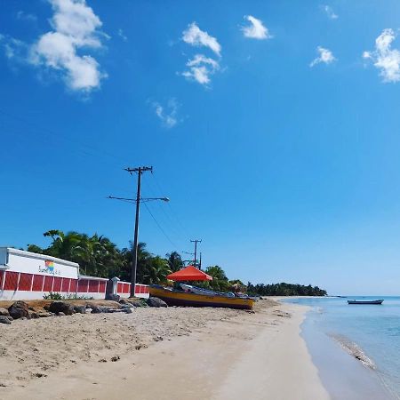 Sunset Bay B&B Brig Bay Екстер'єр фото