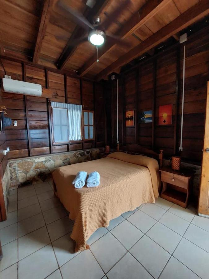 Sunset Bay B&B Brig Bay Екстер'єр фото