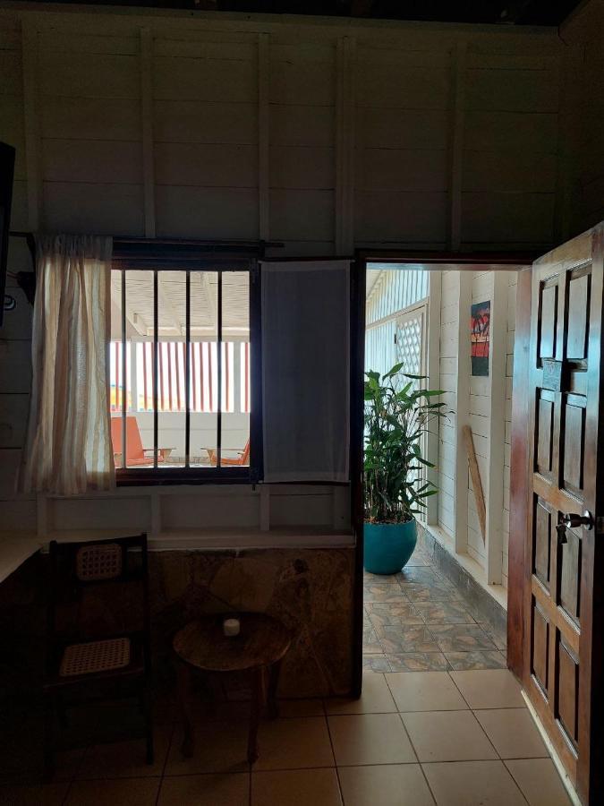 Sunset Bay B&B Brig Bay Екстер'єр фото