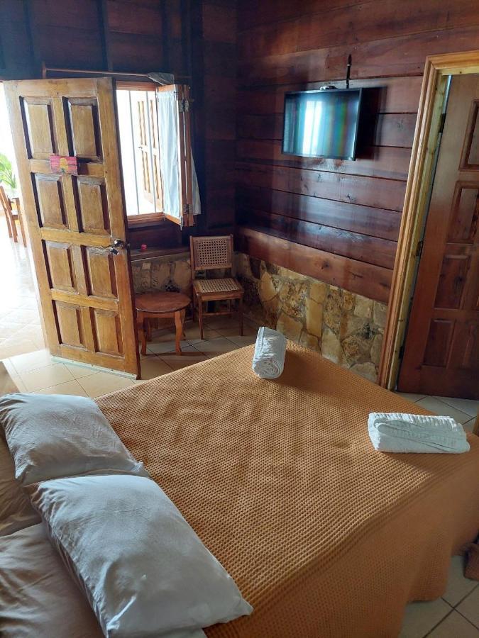 Sunset Bay B&B Brig Bay Екстер'єр фото
