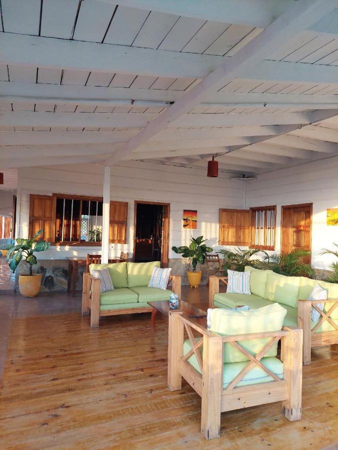 Sunset Bay B&B Brig Bay Екстер'єр фото